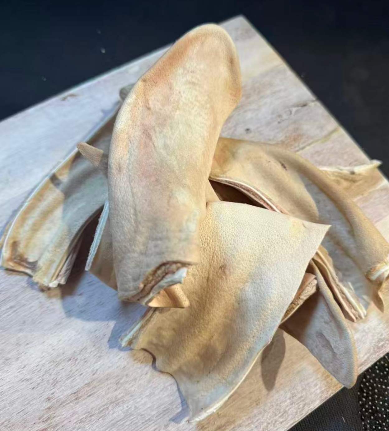 dobido pork ear 40g freeze dried treat for pets